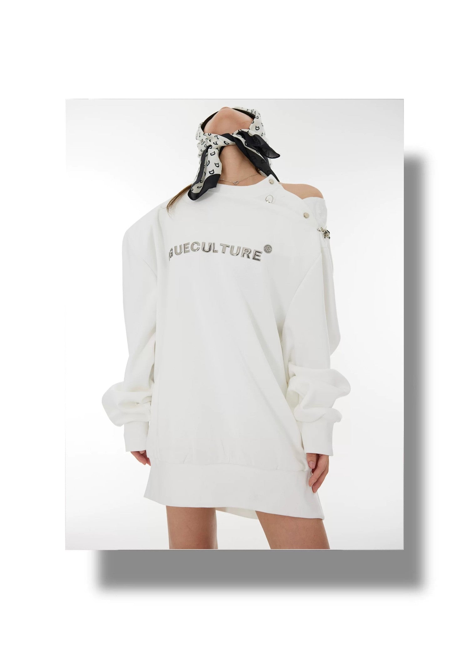desc::deconstructed-airplane-buckle-pullover-crewneck-detail-img-5