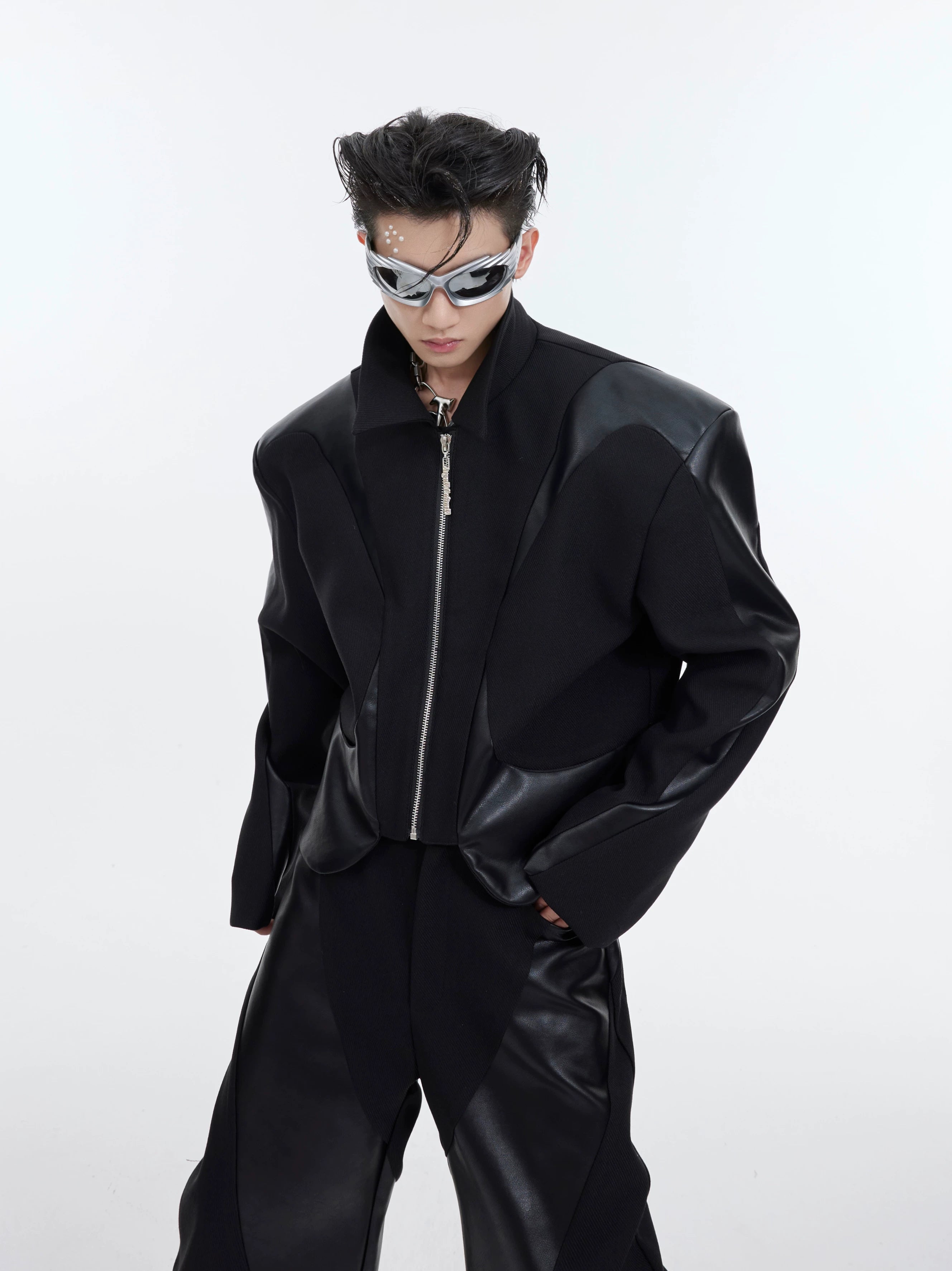 deconstructed-cropped-padded-shoulder-twill-jacket-black-jacket