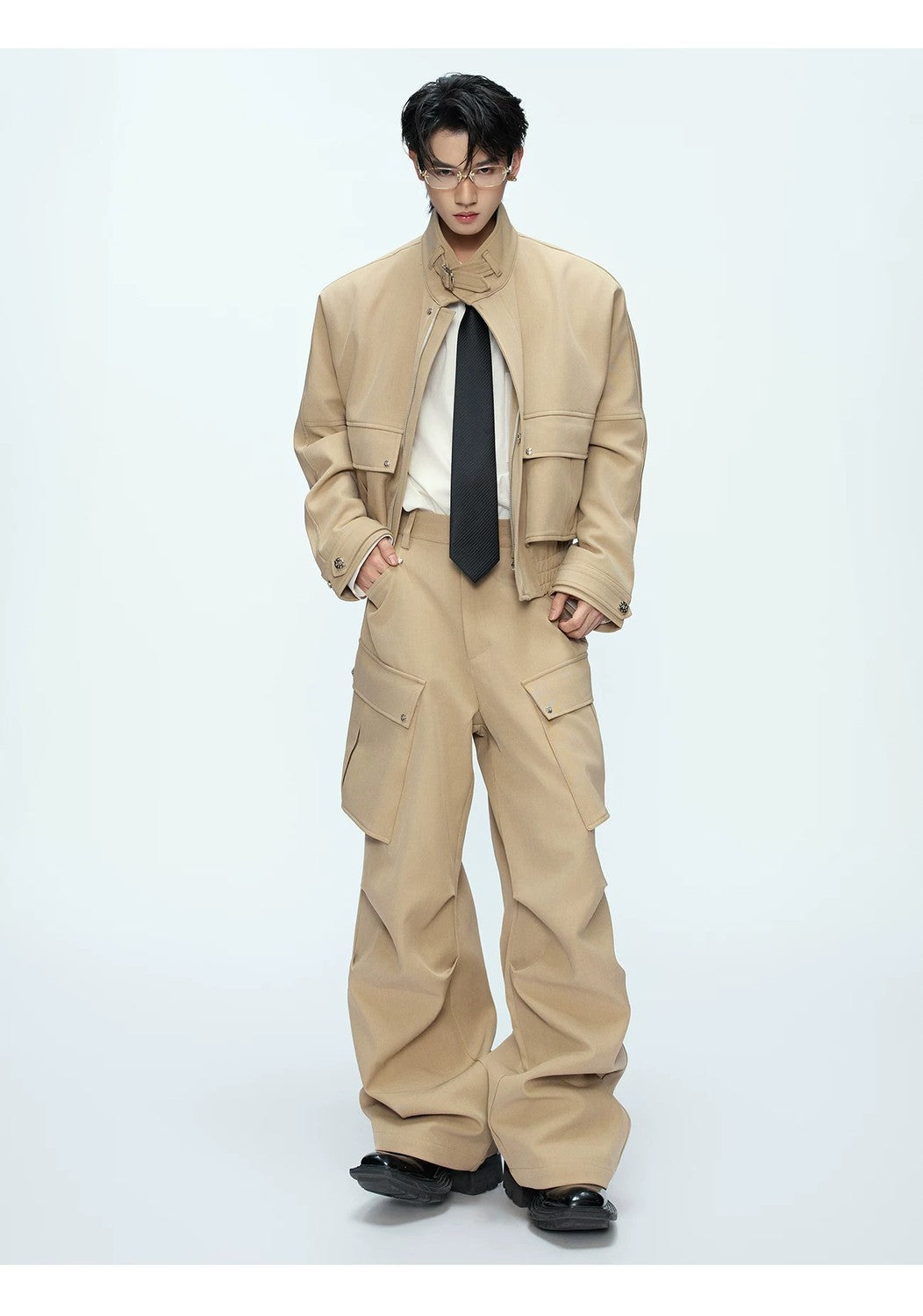 desc::deconstructed-cropped-workwear-jacket-cargo-pants-set-detail-img-8