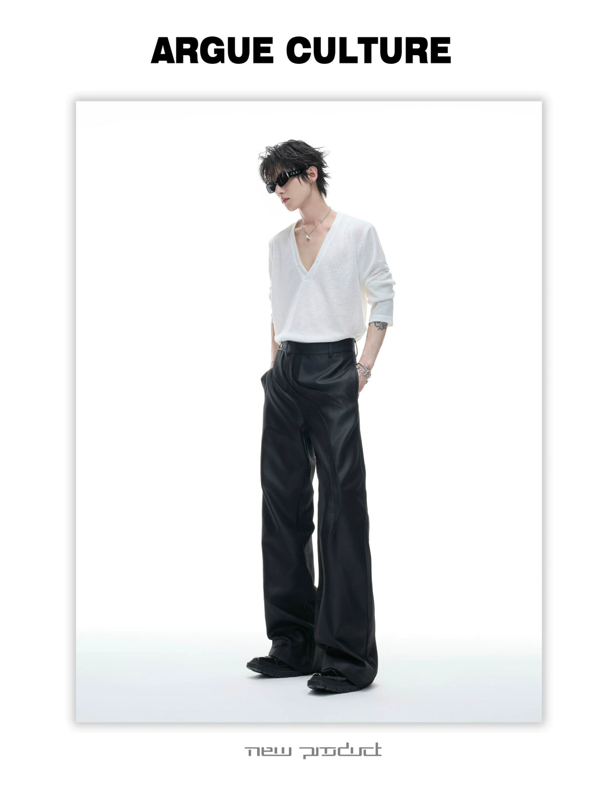 Deconstructed Curved-Wave Flared Trousers in Black - detail image 10