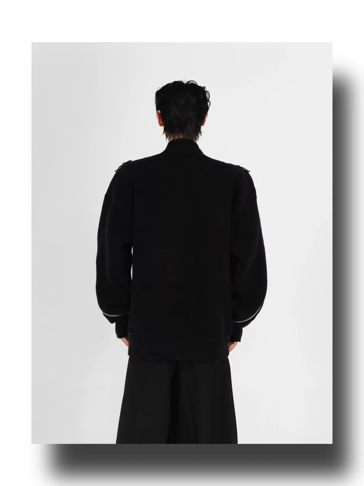 desc::deconstructed-full-zip-v-neck-punk-knit-cardigan-detail-img-2