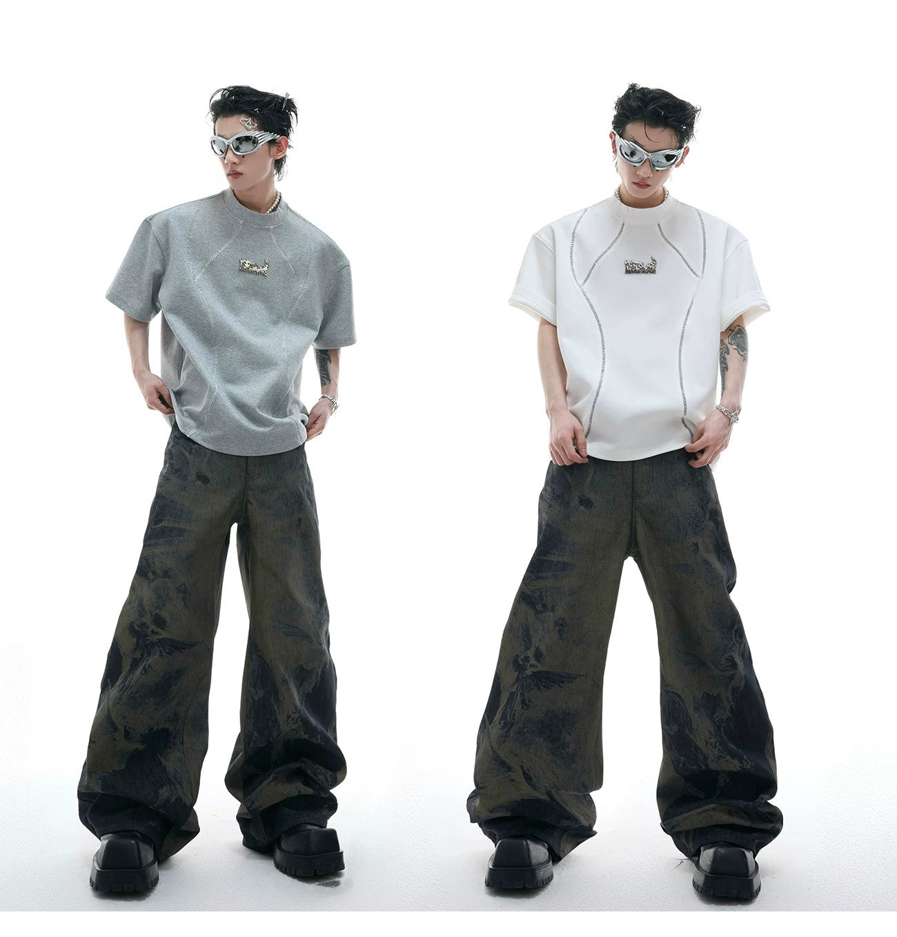 desc::deconstructed-heavyweight-boxy-tee-with-metal-accents-detail-img-4