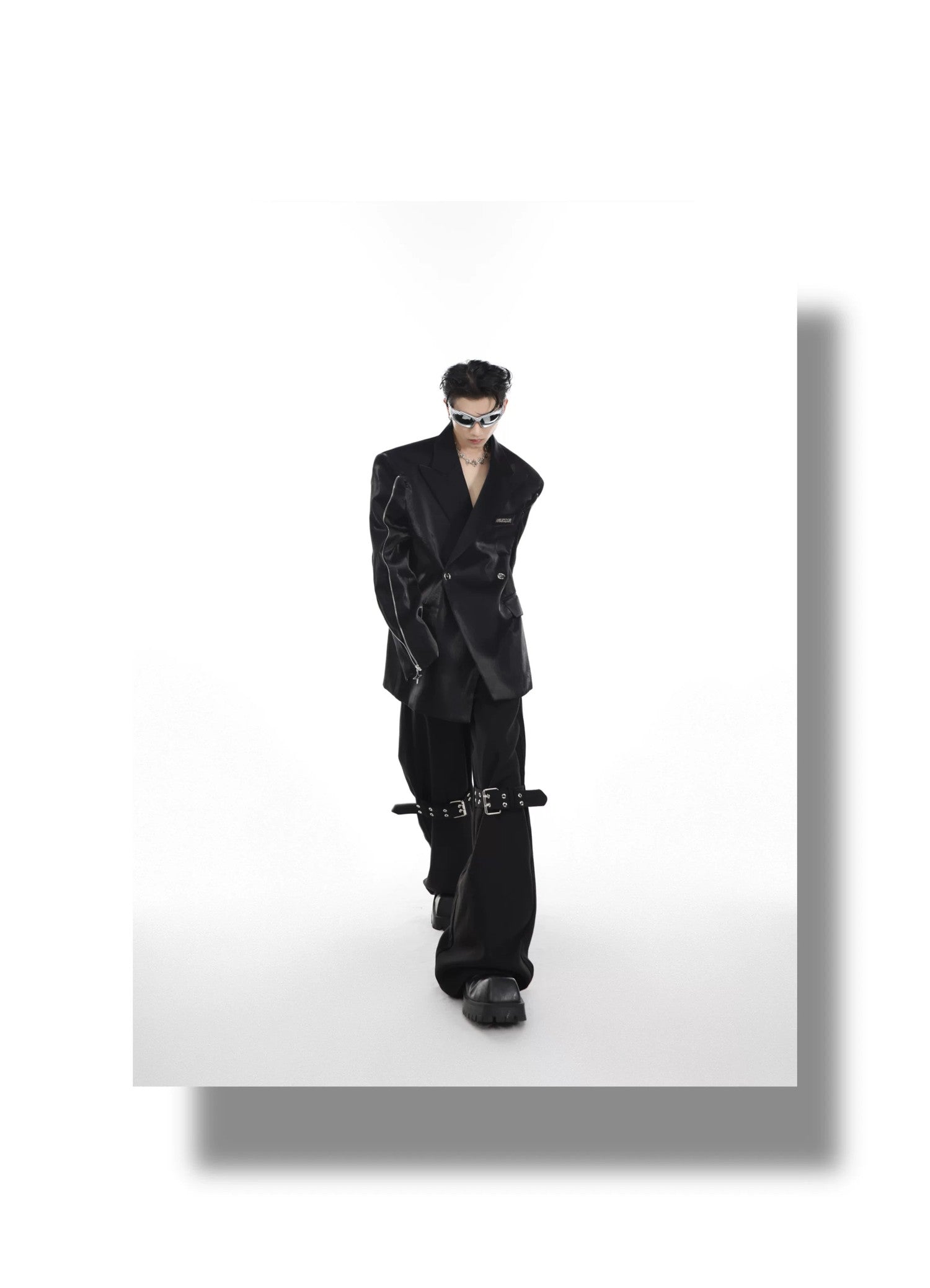 desc::deconstructed-liquid-metallic-padded-blazer-for-men-detail-img-10