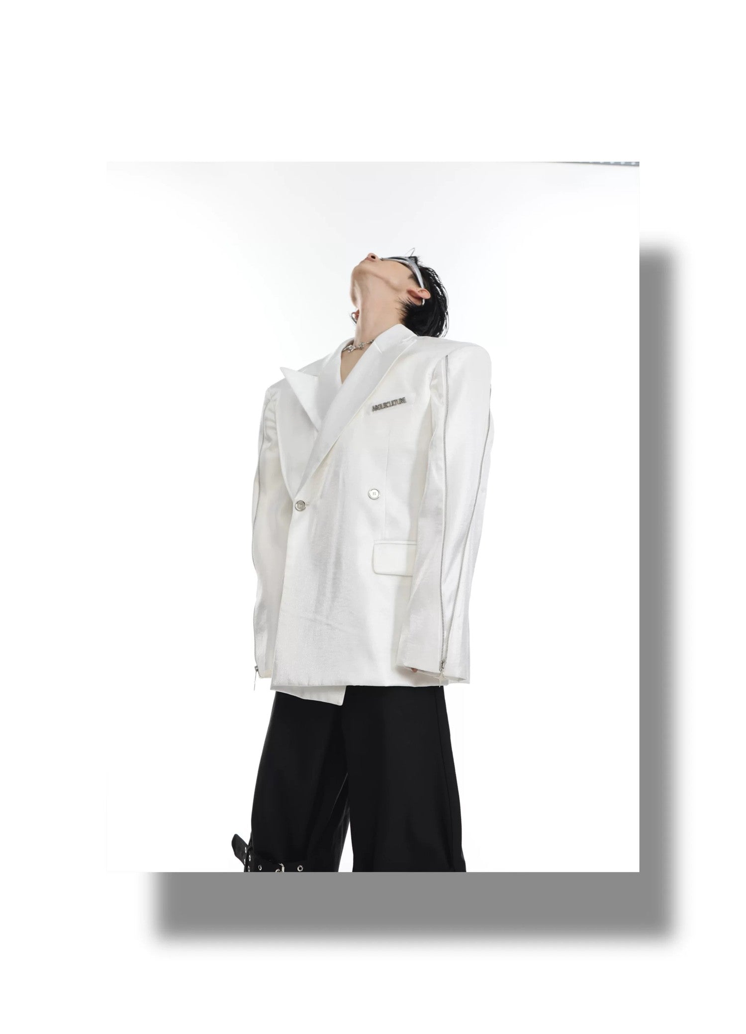 desc::deconstructed-liquid-metallic-padded-blazer-for-men-detail-img-5