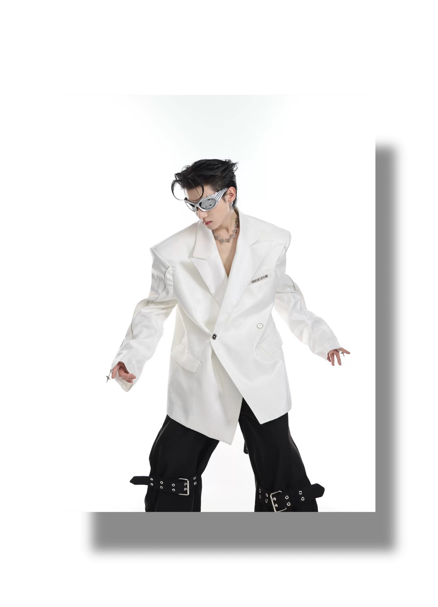desc::deconstructed-liquid-metallic-padded-blazer-for-men-detail-img-6