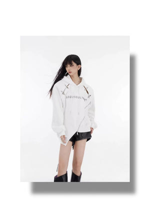 desc::deconstructed-metal-buckle-hoodie-cyber-streetwear-top-detail-img-5