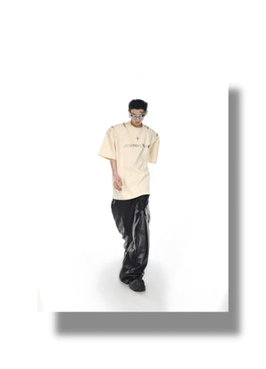desc::deconstructed-metal-buckle-off-shoulder-streetwear-tee-detail-img-2