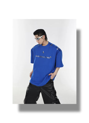 desc::deconstructed-metal-buckle-off-shoulder-streetwear-tee-detail-img-9