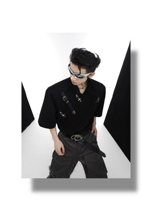 desc::deconstructed-metal-buckle-padded-shoulder-avant-garde-tee-detail-img-8
