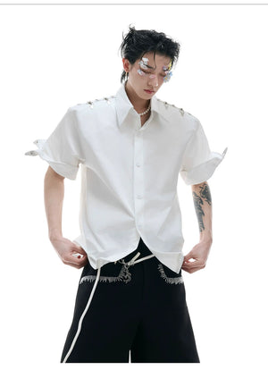 desc::deconstructed-metal-buckle-short-sleeve-shirt-boxy-fit-detail-img-2