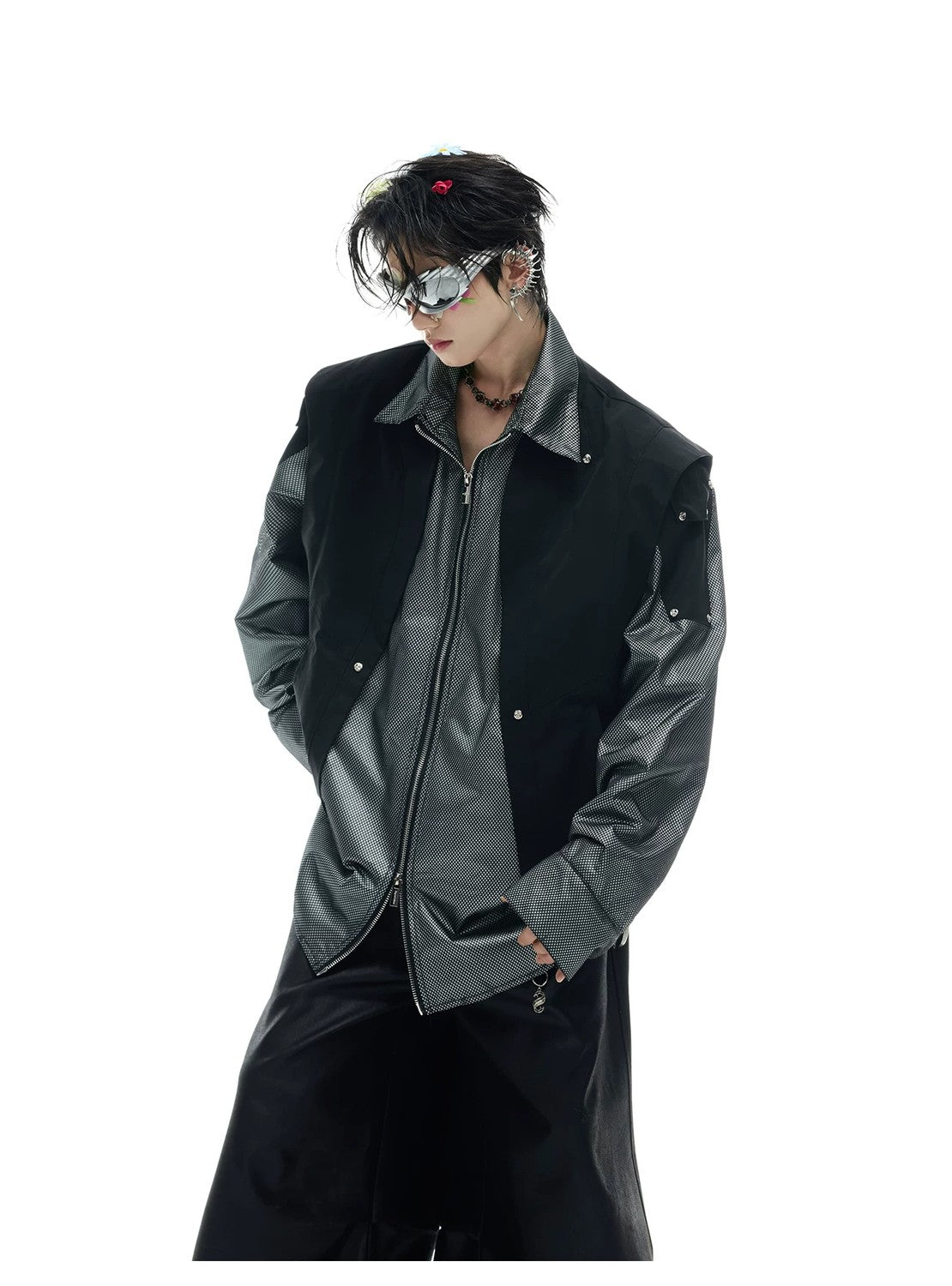 desc::deconstructed-metallic-cargo-shirt-jacket-streetwear-cape-style-detail-img-4