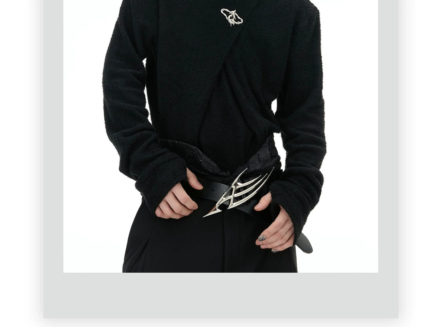 desc::deconstructed-mock-neck-slim-top-with-metal-logo-detail-img-3