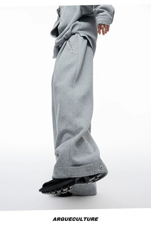 desc::deconstructed-mock-neck-sweatshirt-baggy-pants-set-detail-img-15