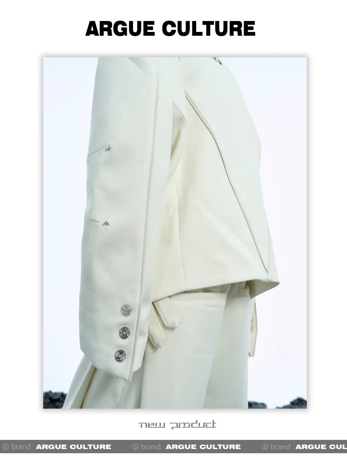 desc::deconstructed-oversized-blazer-with-metal-accents-detail-img-5