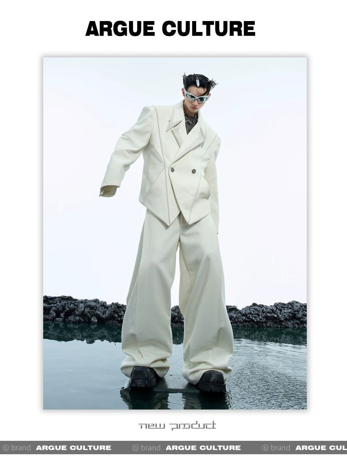desc::deconstructed-oversized-blazer-with-metal-accents-detail-img-9
