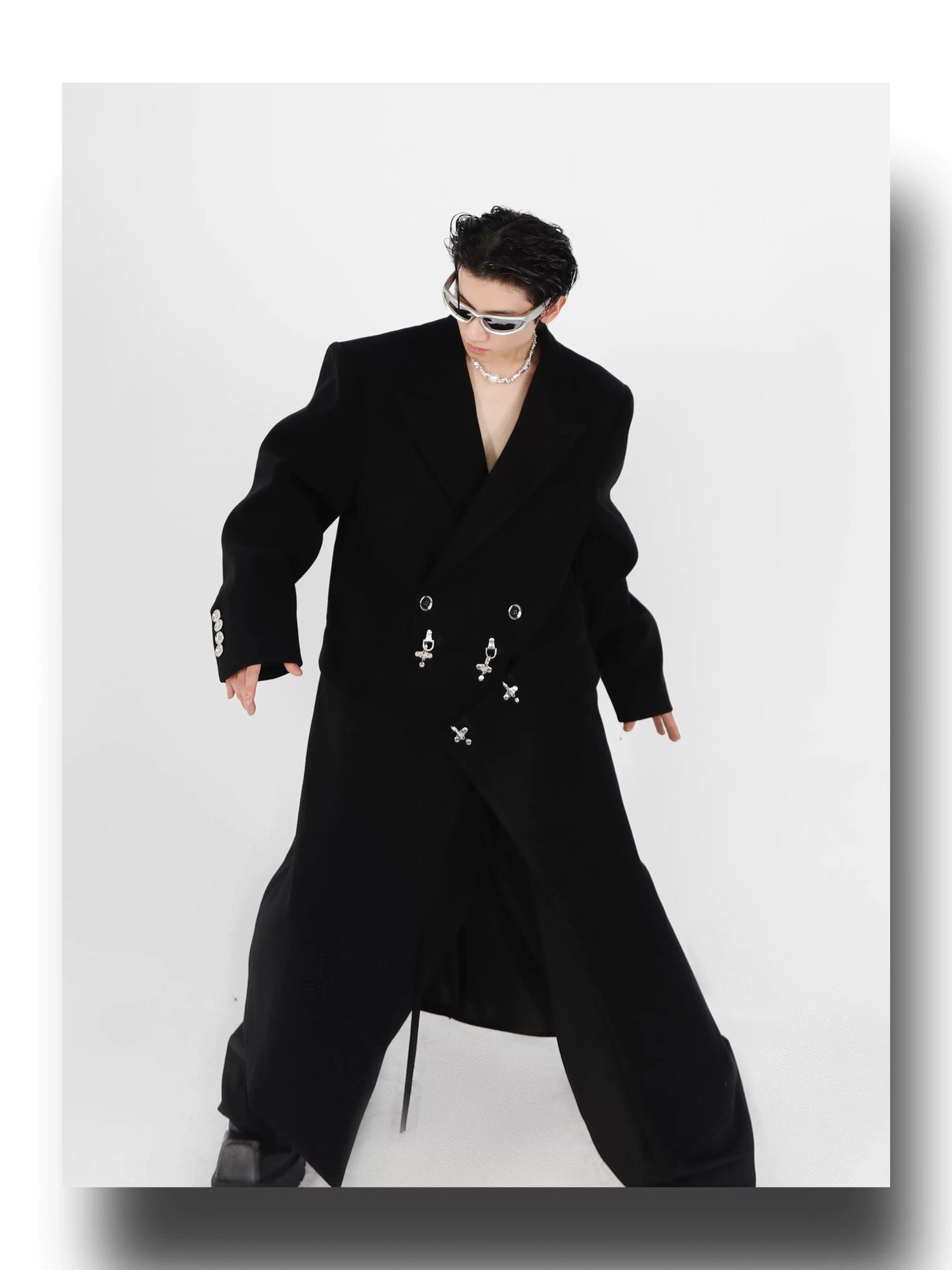 desc::deconstructed-oversized-wool-coat-with-metal-buckles-detail-img-7