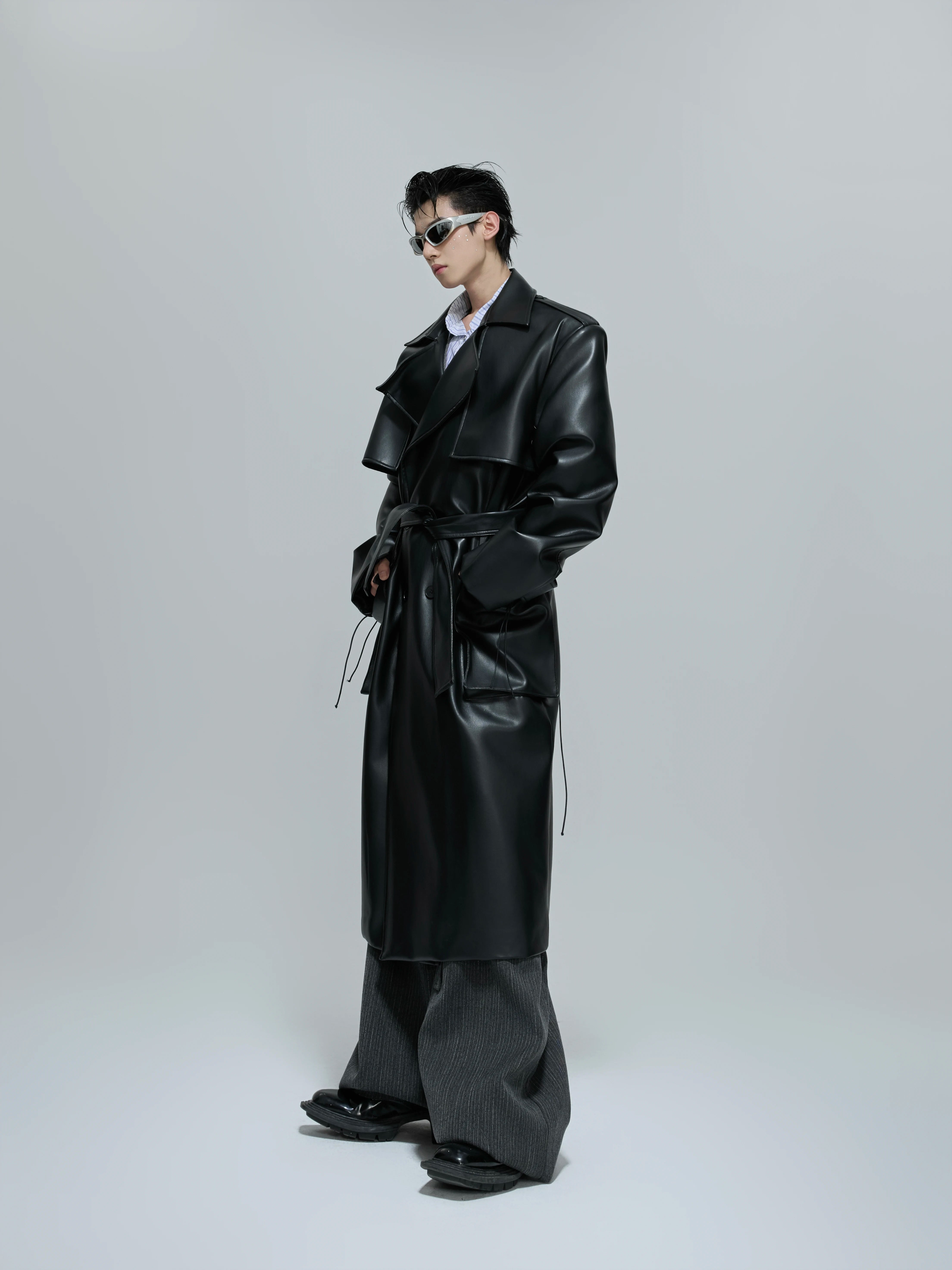 deconstructed-padded-shoulder-leather-trench-coat-black