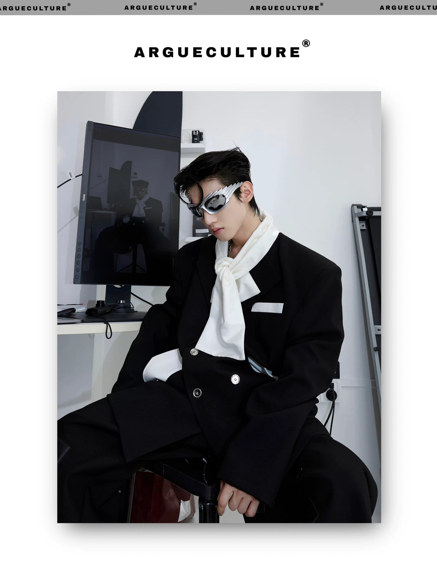 desc::deconstructed-patchwork-tie-oversized-blazer-for-men-detail-img-13