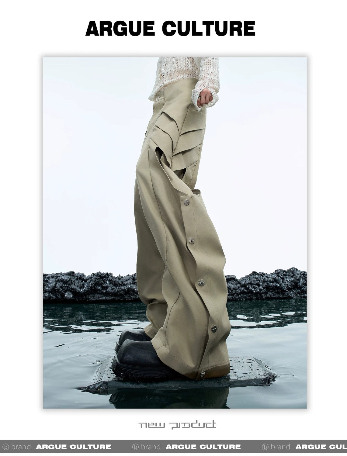 desc::deconstructed-pleated-cargo-pants-urban-techwear-detail-img-3