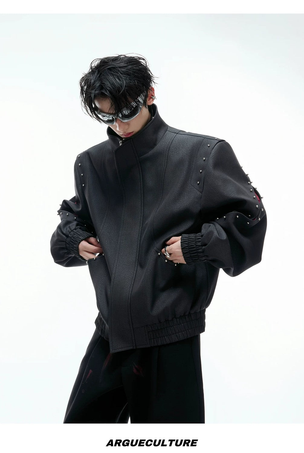 desc::deconstructed-rivet-stand-collar-loose-jacket-detail-img-11