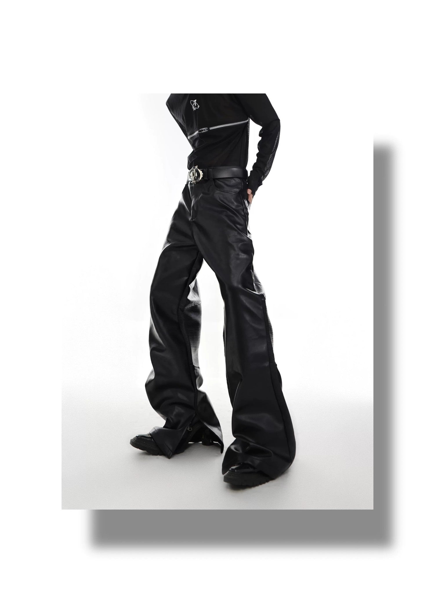 desc::deconstructed-split-hem-leather-flare-pants-punk-streetwear-detail-img-1