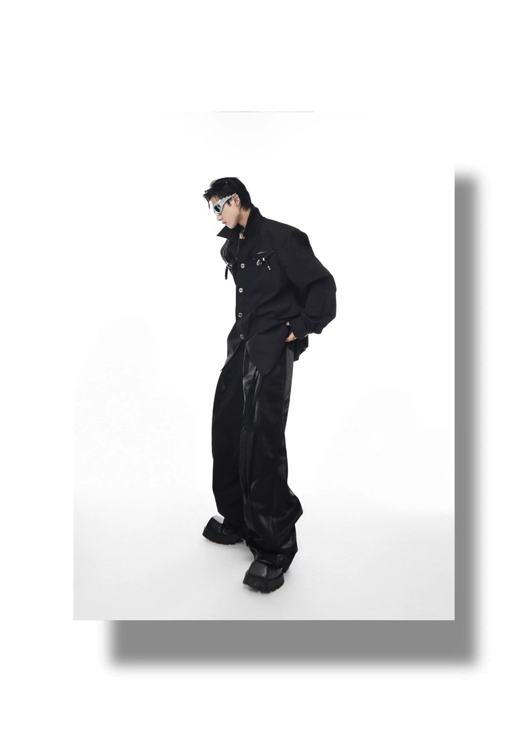 desc::deconstructed-streetwear-blazer-with-metal-airplane-buckle-detail-img-17