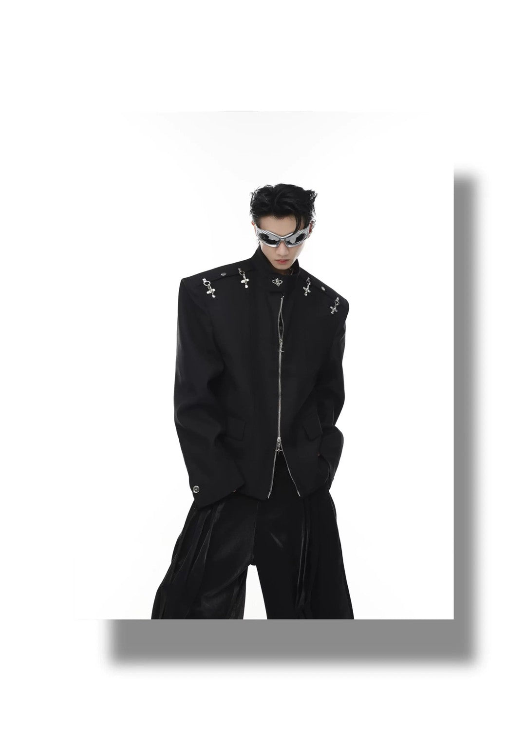 desc::deconstructed-streetwear-blazer-with-metal-airplane-buckle-detail-img-9