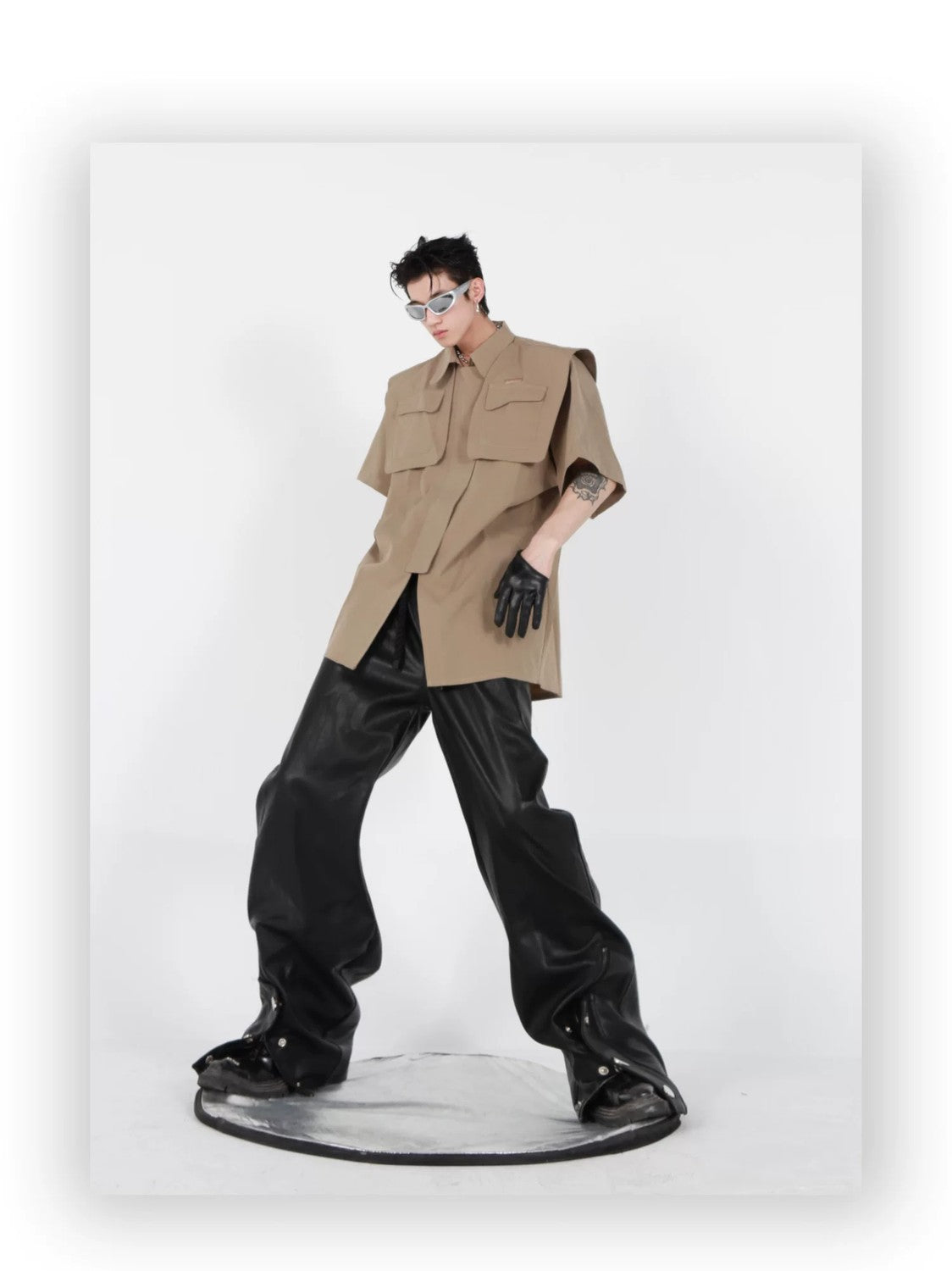 desc::deconstructed-streetwear-jacket-short-sleeve-metal-cardigan-detail-img-12