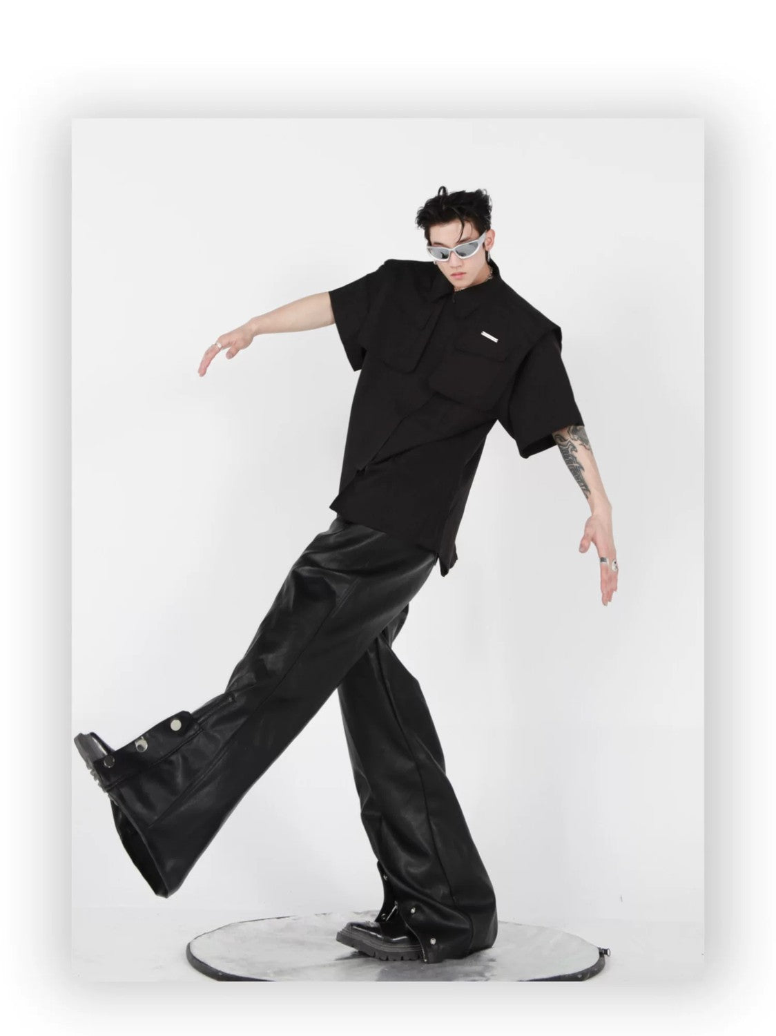 desc::deconstructed-streetwear-jacket-short-sleeve-metal-cardigan-detail-img-22