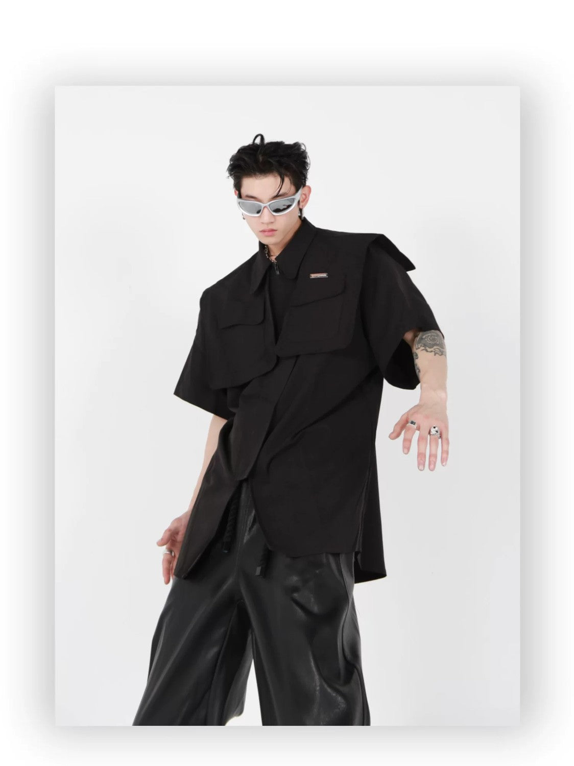 desc::deconstructed-streetwear-jacket-short-sleeve-metal-cardigan-detail-img-24