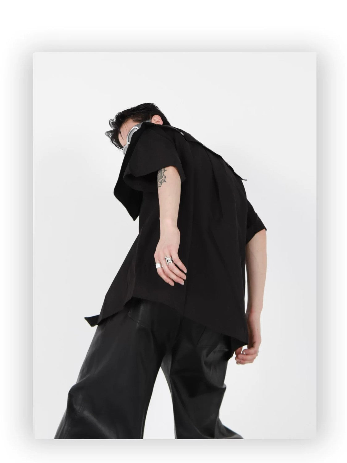 desc::deconstructed-streetwear-jacket-short-sleeve-metal-cardigan-detail-img-26