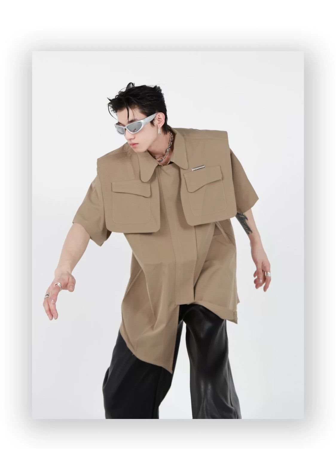 desc::deconstructed-streetwear-jacket-short-sleeve-metal-cardigan-detail-img-8