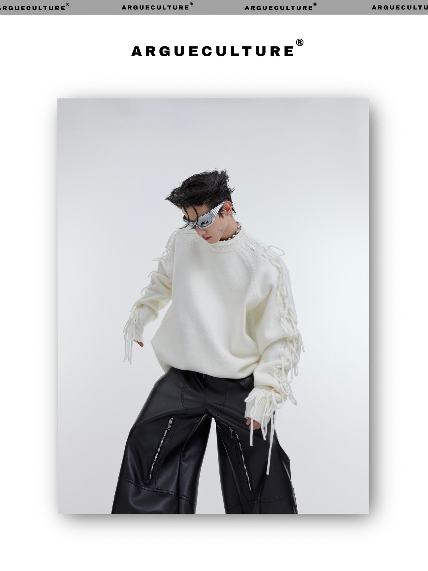 desc::deconstructed-tassel-knit-sweater-oversized-streetwear-crewneck-detail-img-14