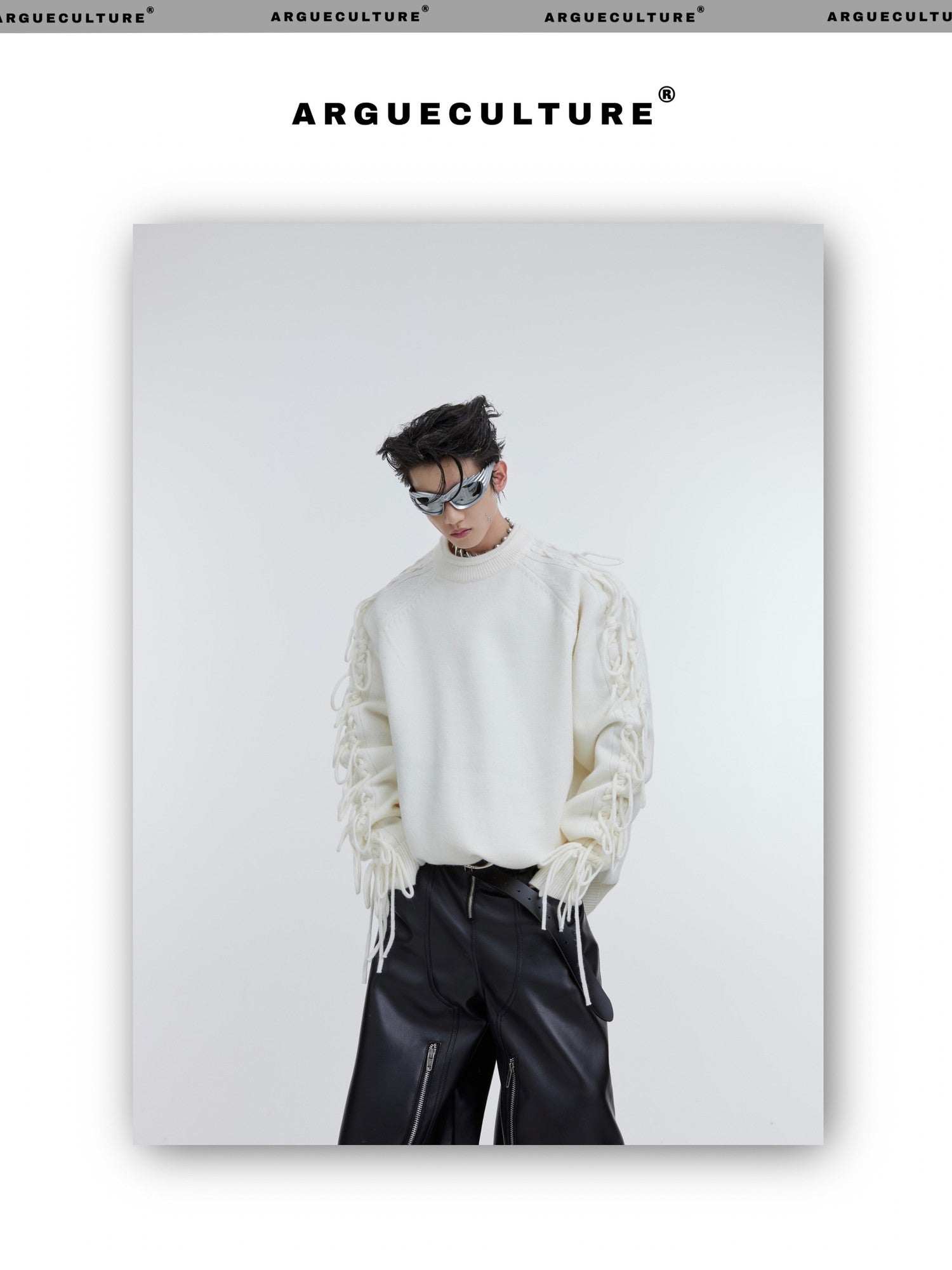 desc::deconstructed-tassel-knit-sweater-oversized-streetwear-crewneck-detail-img-17
