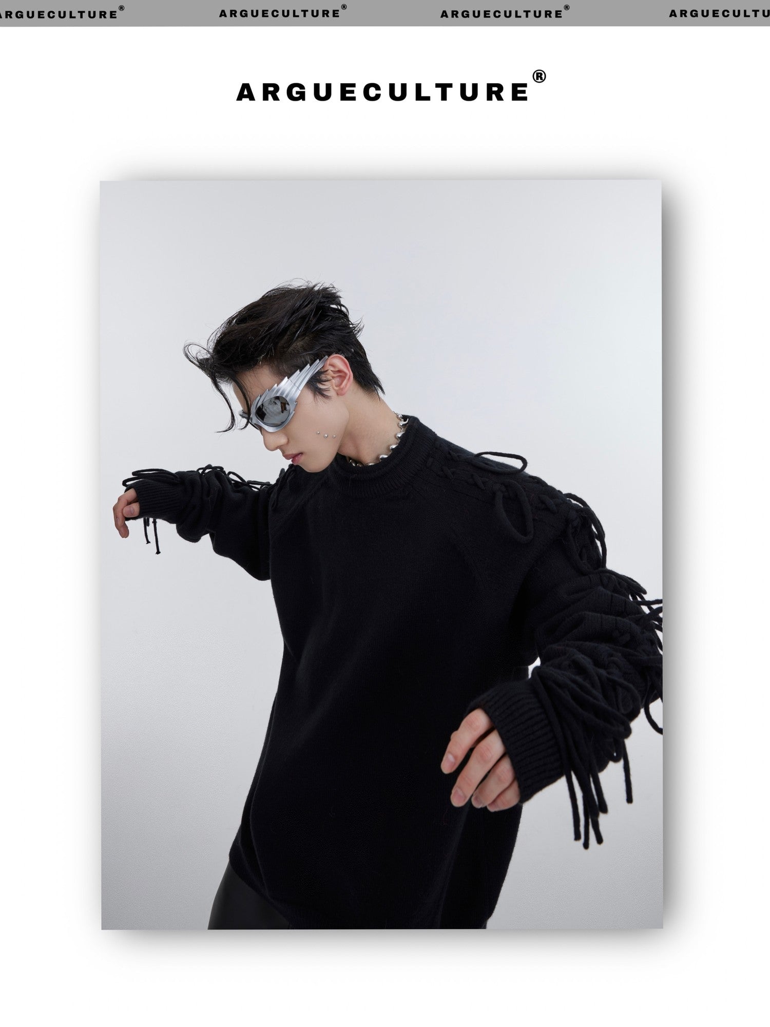 desc::deconstructed-tassel-knit-sweater-oversized-streetwear-crewneck-detail-img-8