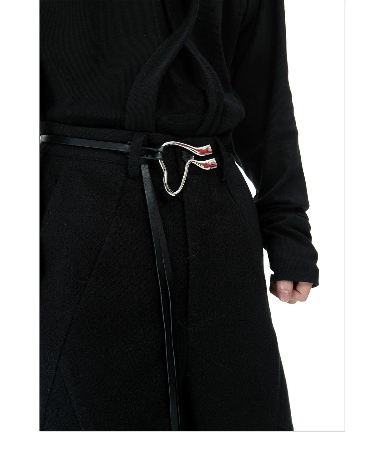 desc::deconstructed-textured-wide-leg-trousers-for-men-detail-img-9