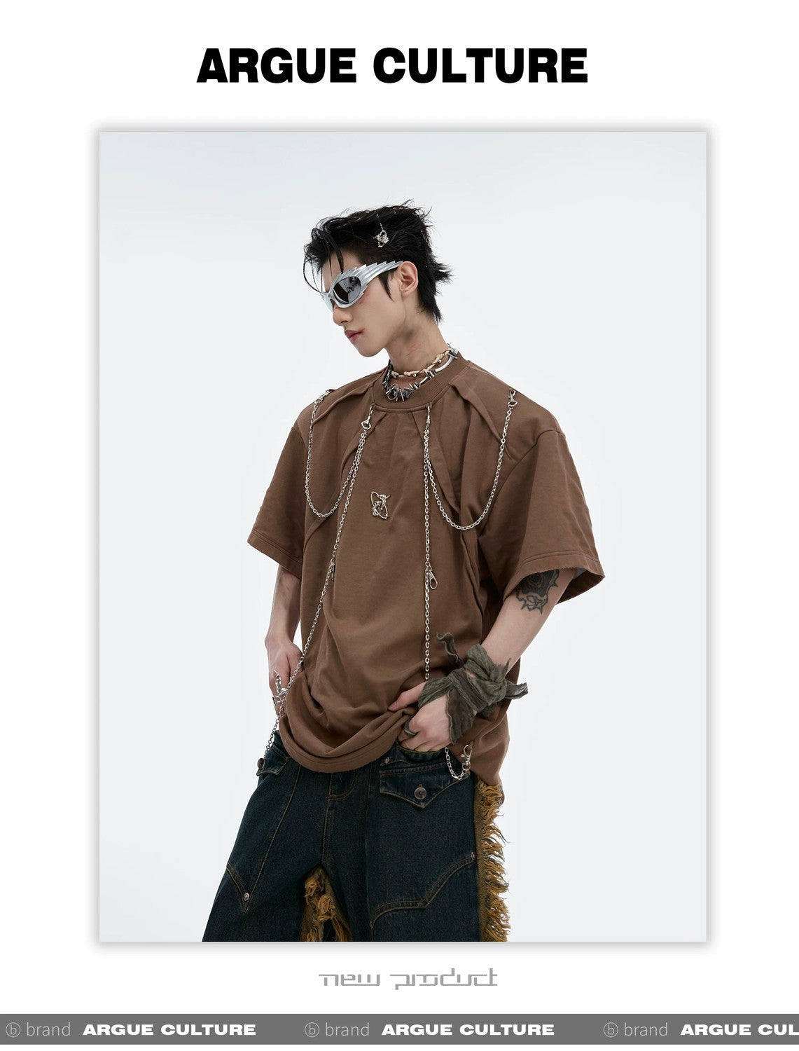 desc::distressed-metal-chain-padded-shoulder-streetwear-tee-detail-img-12