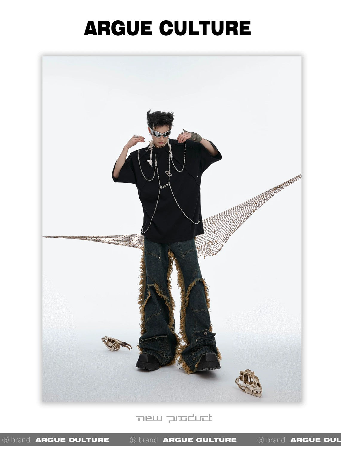 desc::distressed-metal-chain-padded-shoulder-streetwear-tee-detail-img-7