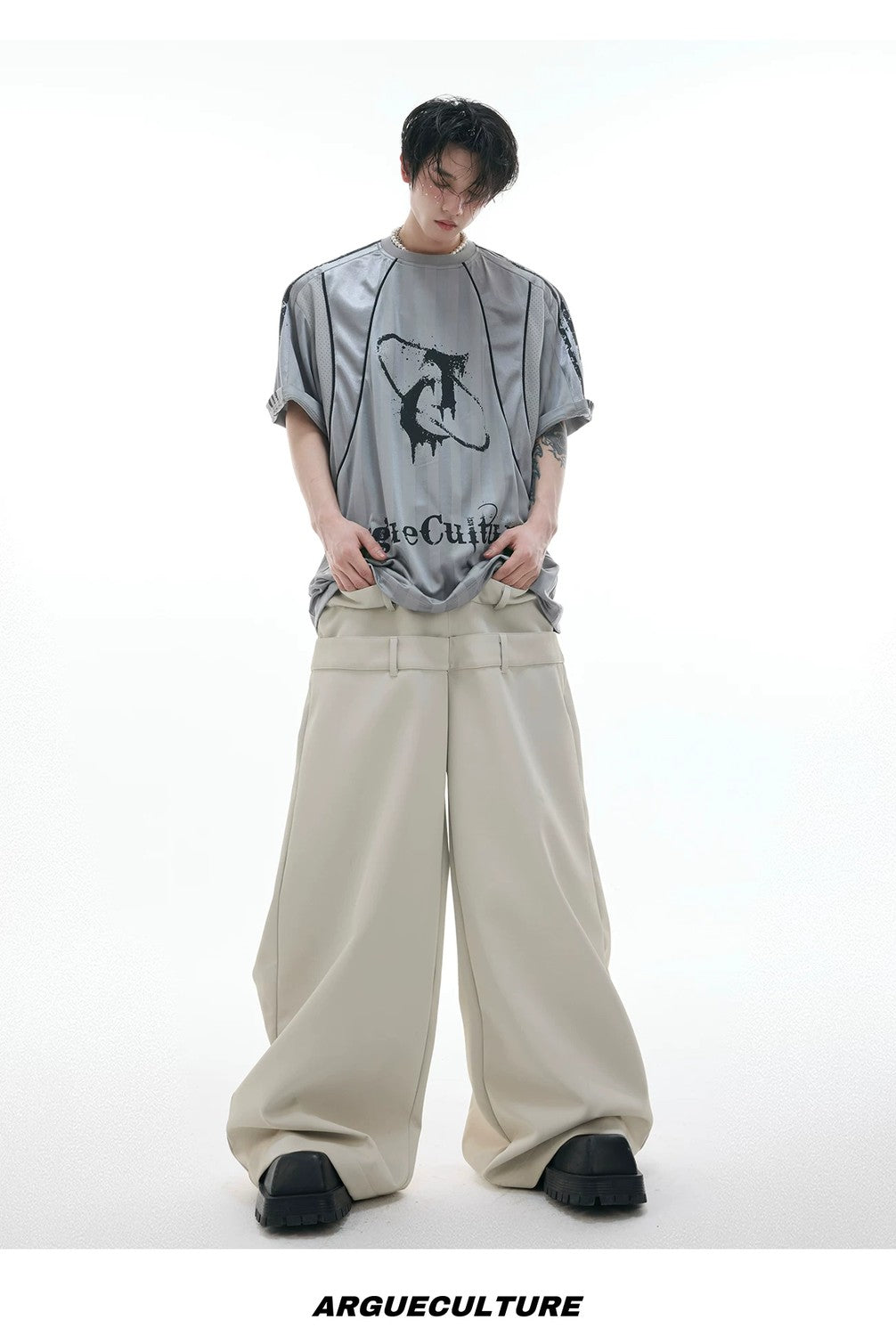 desc::distressed-paneled-jersey-tee-loose-streetwear-top-detail-img-10