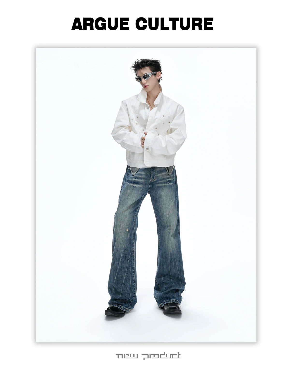 Distressed Slub Boot-Cut Jeans in Washed Dark Blue - detail image 10