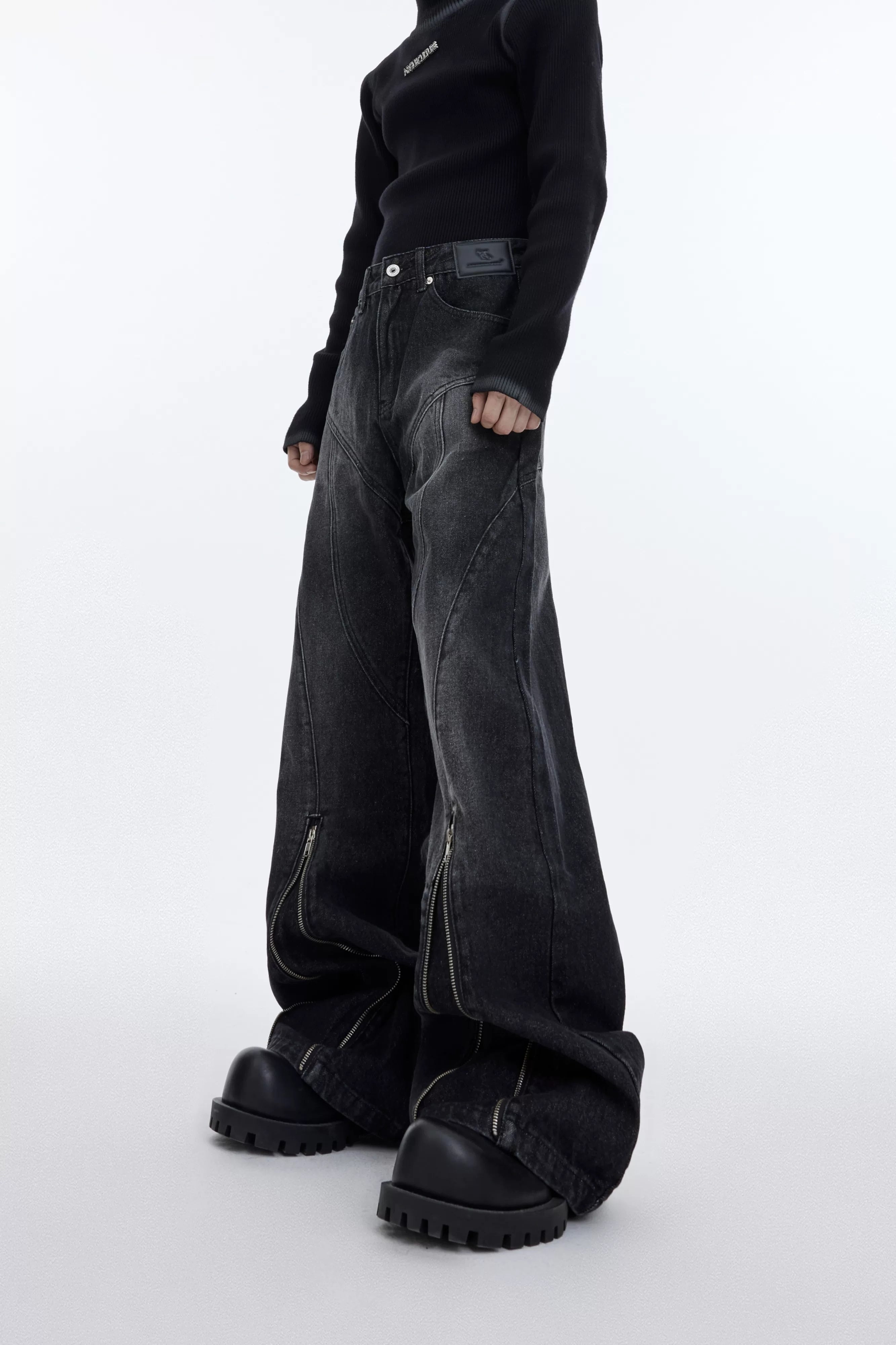 distressed-structural-flared-jeans-with-zipper-detail-gray