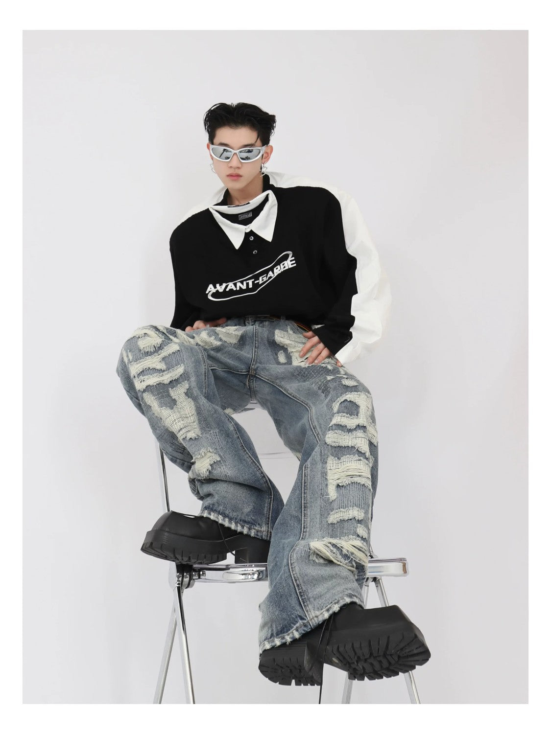 desc::distressed-vintage-baggy-jeans-streetwear-straight-leg-detail-img-9