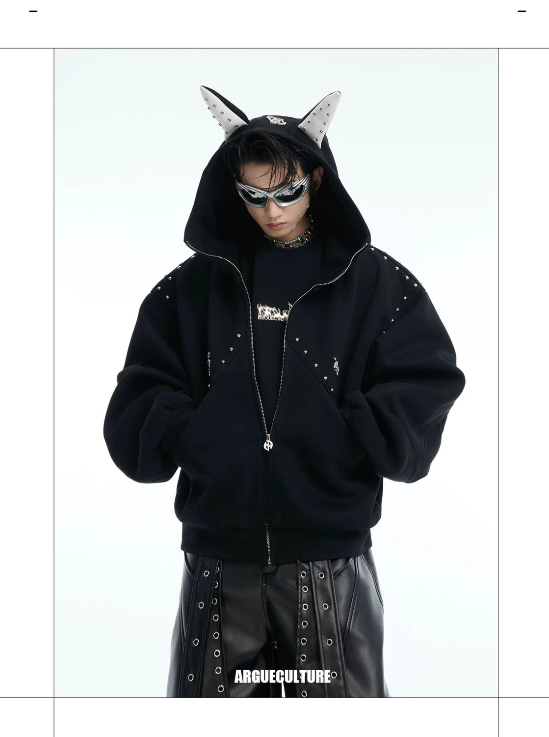 desc::doberman-studded-zip-up-hoodie-streetwear-jacket-detail-img-1