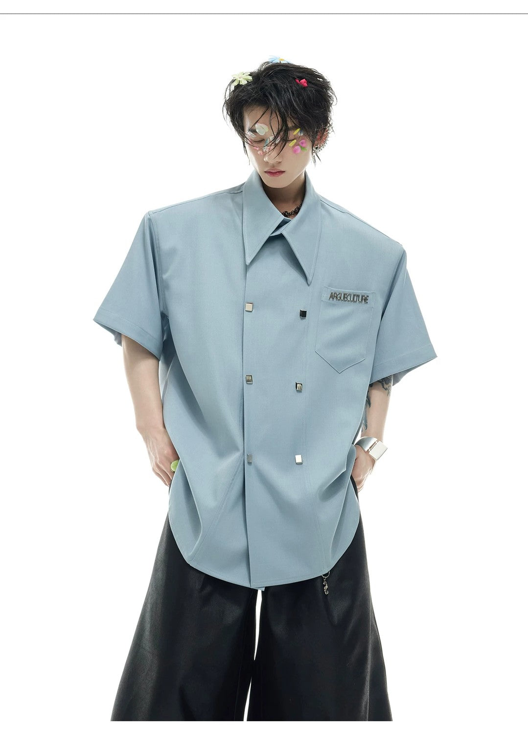 desc::double-breasted-boxy-short-sleeve-shirt-street-style-detail-img-3