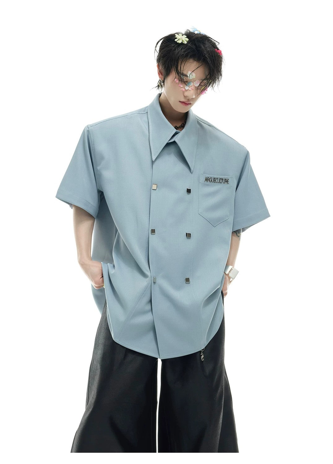 desc::double-breasted-boxy-short-sleeve-shirt-street-style-detail-img-5