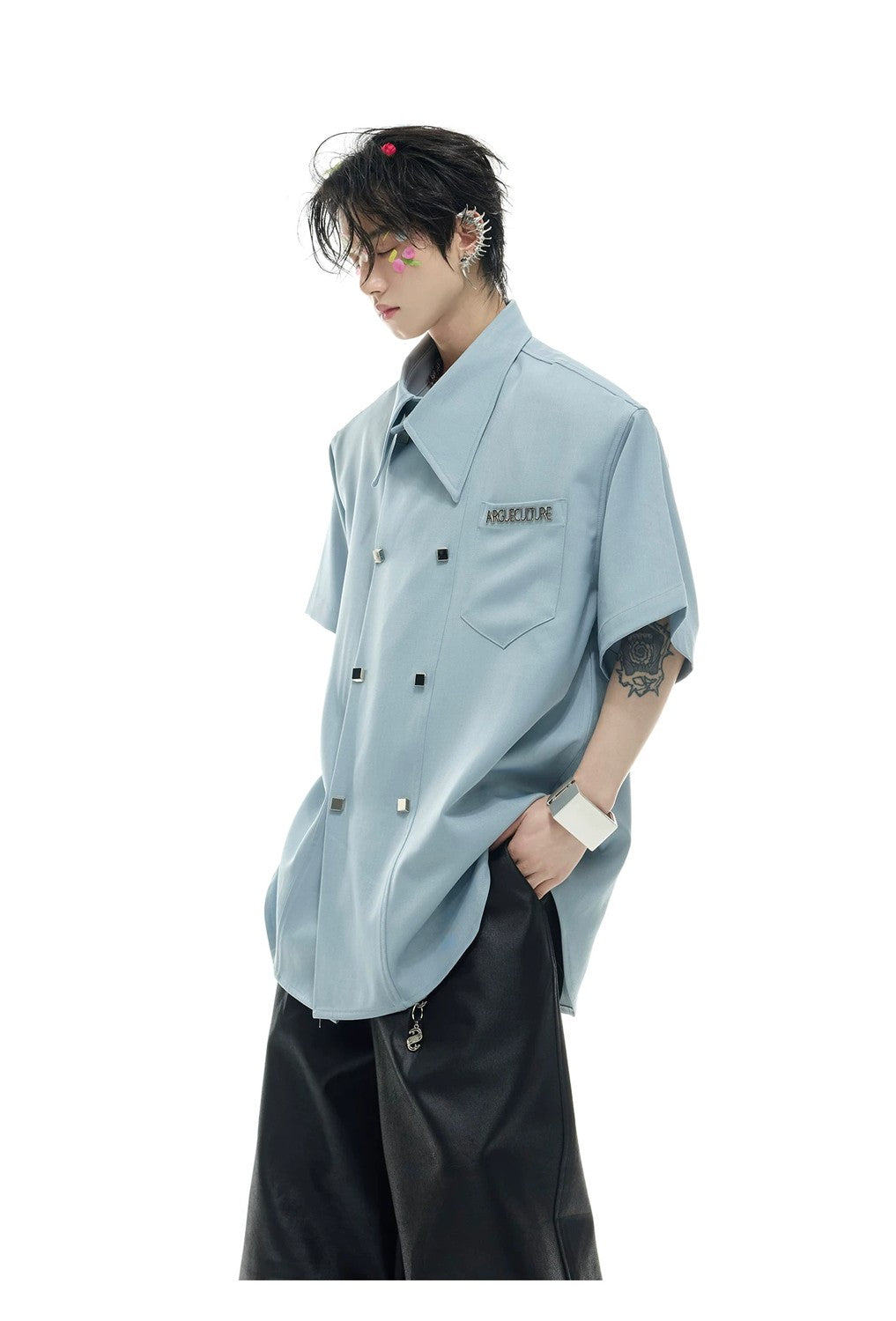 desc::double-breasted-boxy-short-sleeve-shirt-street-style-detail-img-6