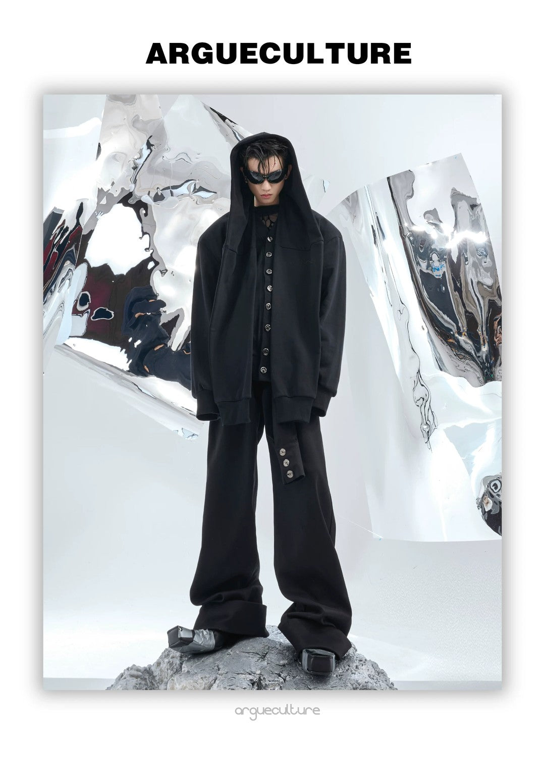 desc::double-layered-shoulder-pad-streetwear-zip-hoodie-detail-img-8