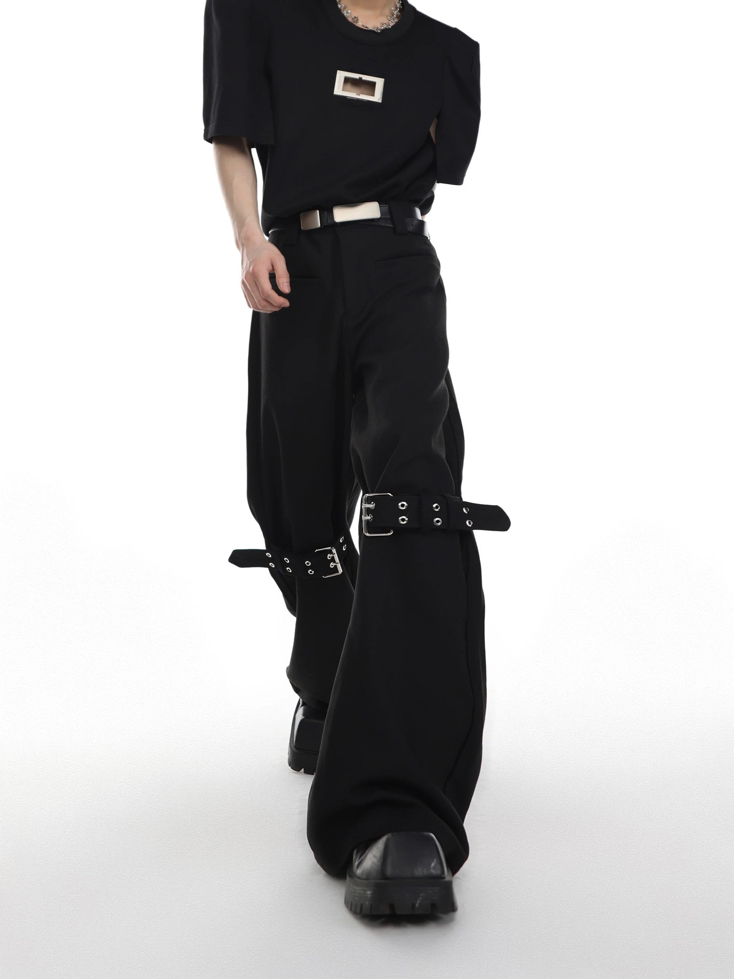 Detailed view of the premium anti-wrinkle textured twill material of the pants.