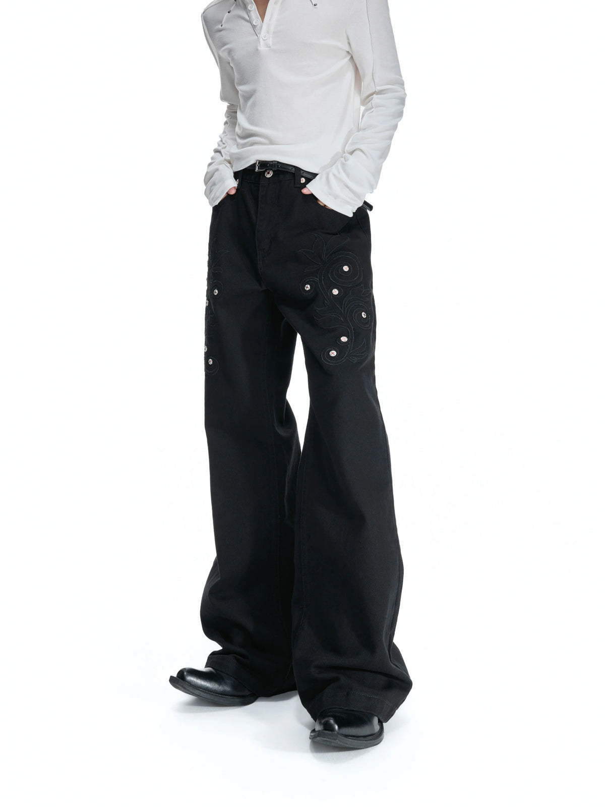 Floral Embroidered Bootcut Jeans with Carved Rivets - main image 2