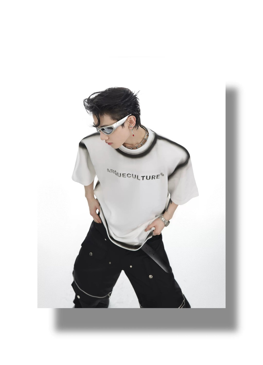 desc::gradient-metal-print-shoulder-pad-tech-tee-detail-img-6